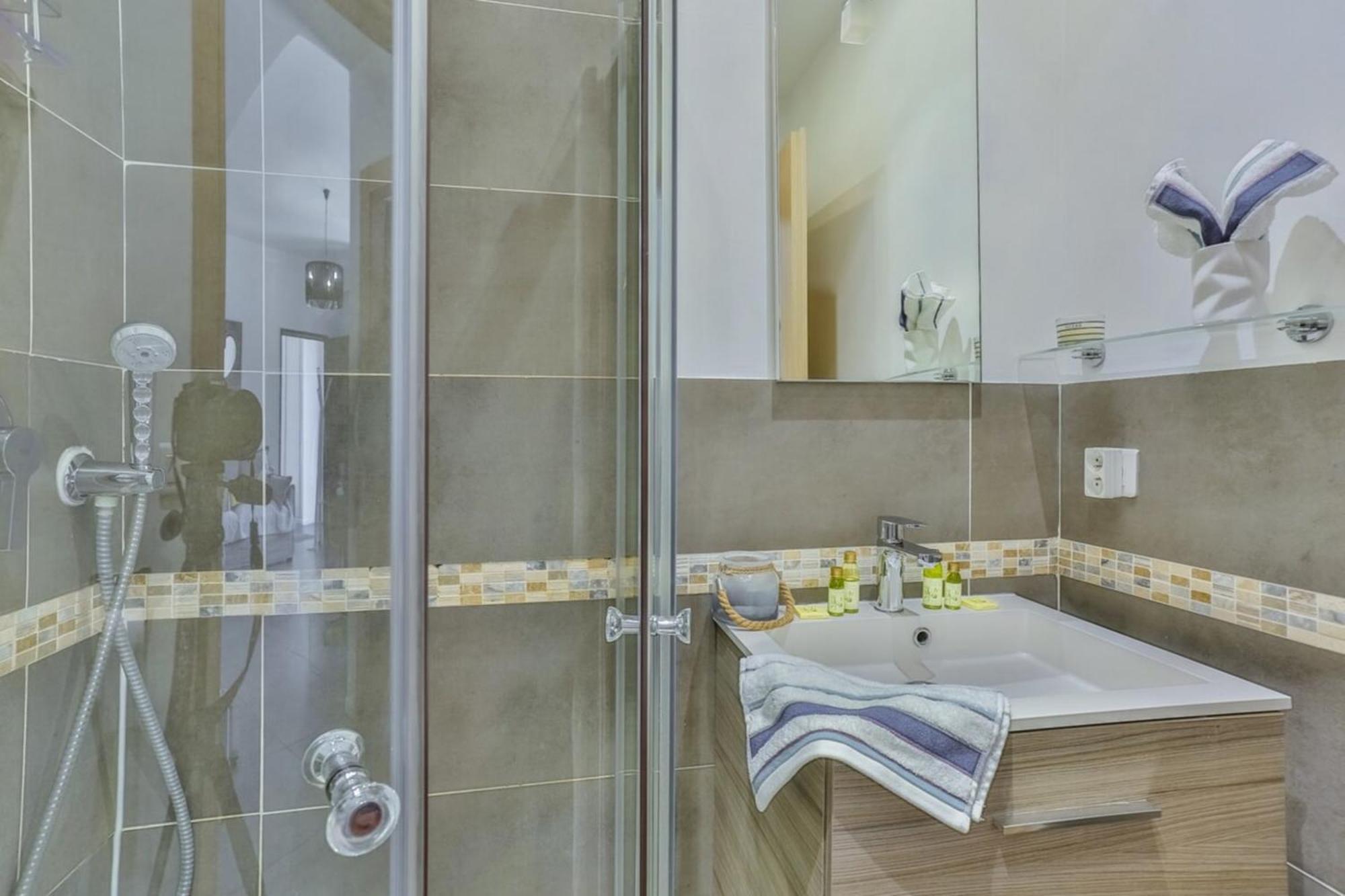 France 82 D - 2 Rooms - Terrace - 1 Min To The Sea Ница Екстериор снимка