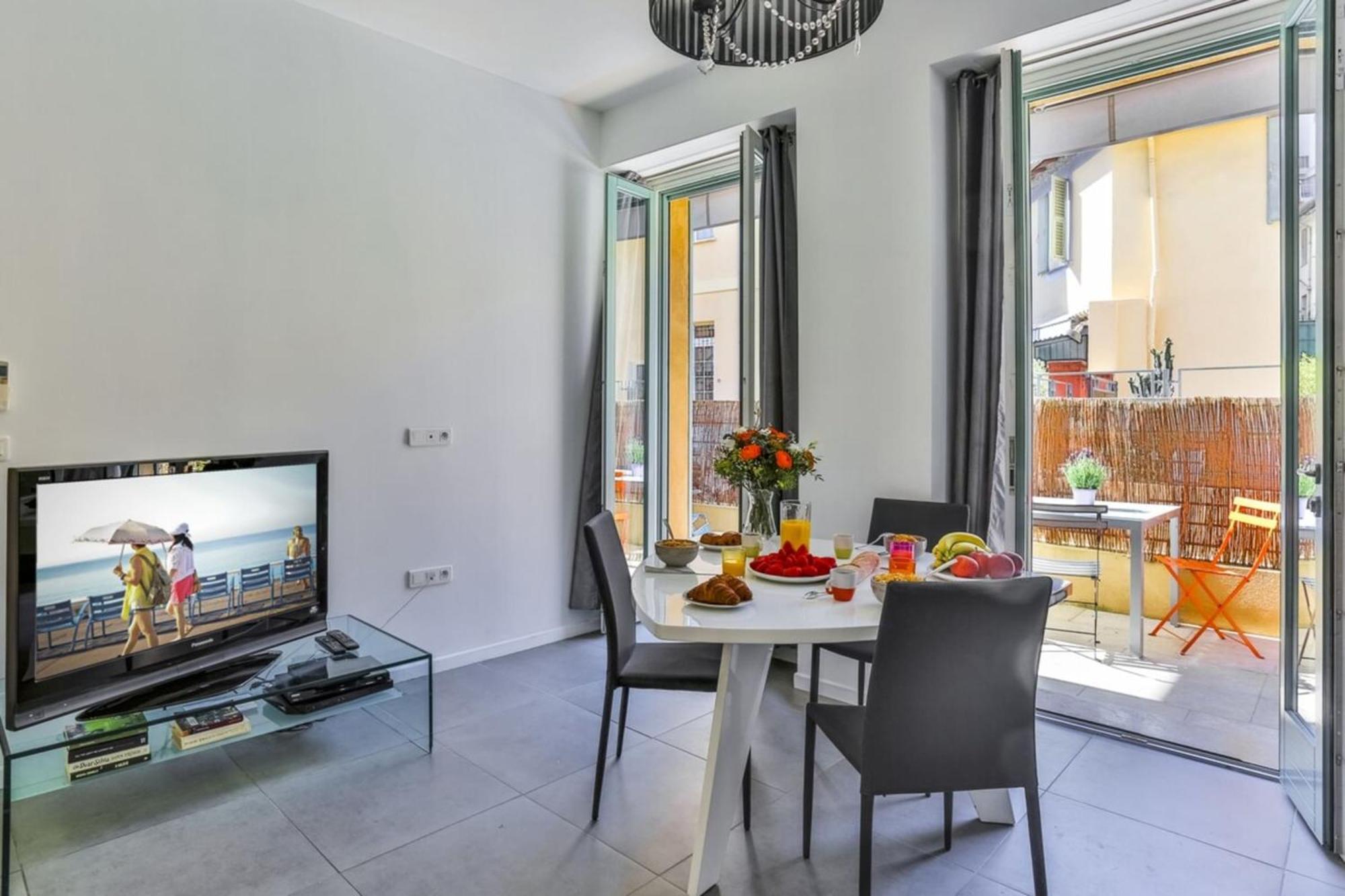 France 82 D - 2 Rooms - Terrace - 1 Min To The Sea Ница Екстериор снимка